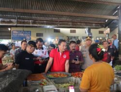 Menjelang Hari Raya Galungan, Nyepi, dan Ramadhan Bupati Gede Dana Pantau Harga Kebutuhan Pokok di Sejumlah Pasar di Karangasem