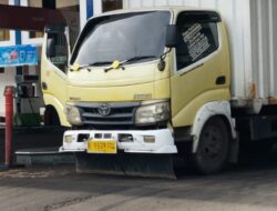 Mobil Mafia Solar Bersubsidi Gentayangan di SPBU 33.138.01 Area Ciracas Jakarta Timur