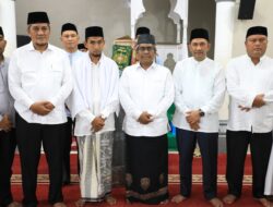 Safari Ramadhan Hari ke-2, Pj Bupati Kunjungi Masjid di Pesisir Seunuddon.
