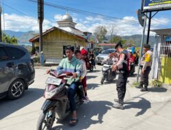 Lagi Kapolres Aceh Tengah Terjun Lakukan Patroli Monitoring Arus Lalu Lintas di Lokasi Wisata Danau Lut tawar