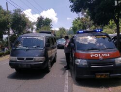 Sat Binmas Polres Aceh Tengah Lakukan Patroli Mobile, Sampaikan Himbauan Kepada Pengunjung Objek Wisata Danau Lut Tawar