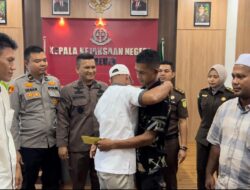 Kejari Bireuen Rj Perkara Penganiayaan Yang Berujung Pengibaran Bendera Bulan Bintang Di Samalanga