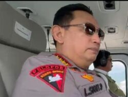 *Kapolri dan Menko Polhukam Naik Heli, Pantau Jalur Mudik Banten Via Udara*