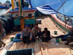 Satpolairud Lhokseumawe Gelar Edukasi Keselamatan Pelayaran bagi Nelayan