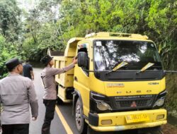 Kapolsek Linge Ipda Sofyan Pimpin Patroli Rawan Kecelakaan.