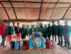 GMNI DAN BEM STIKes PNAD Menyerahkan Bantuan Kepada korban kebakaran Bahgie Bertona.