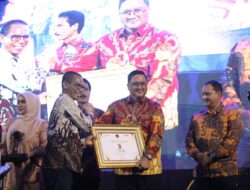 Kapolda Aceh Terima Penghargaan Serambi Awards 2024