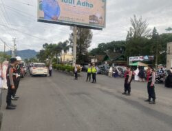 Polres Aceh Tengah Terjunkan Puluhan Personel Amankan Sholat Idul Adha 1445 H Di Kabupaten Setempat