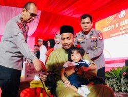 Baksos dan Bansos Serentak, Polda Sumsel Serahkan Bantuan Bedah Rumah, Berikan Layanan Kesehatan Masyarakat Hingga Bhakti Lingkungan.
