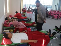 Polres Metro Tangerang Donor Darah Sambut Hari Bhayangkara ke-78*