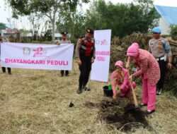 Baksos Hari Bhayangkara Ke-78, Polres Aceh Tengah Gelar Penanaman Pohon, Pembagian Bibit Ketahanan Pangan Dan Beasiswa