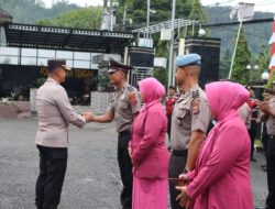14 Personil Bintara Polres Aceh Tengah Yang Naik Pangkat Sujud Syukur