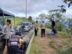 Polsek Linge Polres Aceh Tengah Bersihkan Sarana Pasilitas Umum Dalam Rangka Menyambut Hut Bhayangkara Ke-78