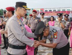 Kapolres Metro Tangerang Kota Pimpin Upacara Kenaikan Pangkat 51 Personel