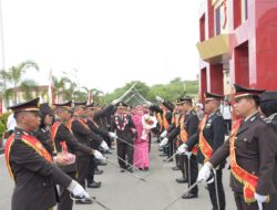 Purnawirawan Polda Sulteng dilepas dengan Upacara Pedang Pora, Kapolda : Bentuk Penghormatan dari Institusi Polri