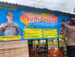 Cegah Praktik Judi Online, Polres Bireuen Edukasi Masyarakat Secara Langsung dan Pasang Spanduk hImbauan