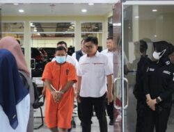 Polda Sumsel Tangkap Pemilik Sumur Minyak Ilegal di Sungai Lilin yang Terbakar Hingga Cemari Sungai Dawas