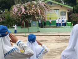 Jadi Pembina Upacara Disekolah, Kanit Binmas Polsek Bebesen Ajak Siswa Hindari Bullying Dan Perilaku Negatif Lainnya