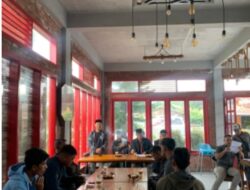 Panitia FESTIVAL NENGGERI LINGE Mengadakan meting peserta didong