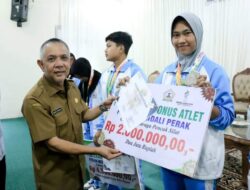 Pemkab Bener Meriah Berikan Bonus Kepada Atlet POPDA XVII Asal Kontingen Bener Meriah.