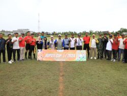 Pj. Bupati Mahyuzar Tinjau Turnamen Bupati Cup I di Lapangan Syamtalira Aron