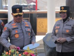 Rangkaian HUT Polwan ke 76, Ratusan Polwan Gelar Napak Tilas