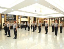 Kapolri Naikkan Pangkat 12 Pati Polri, Kapolda Papua Mathius Fakhiri Jadi Komjen
