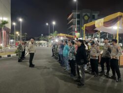 Polisi Kawal Pemeriksaan Kesehatan Bacalon Kepala Daerah Pilkada 2024 di RSUP dr. Sitanala