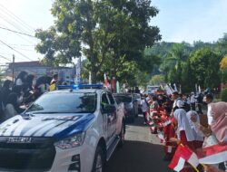 Kapolres Aceh Tengah Serahkan Api PON Kepada Pasukan Kirab Pembawa Api PON XXI Aceh-Sumut 2024 Menuju Bener Meriah