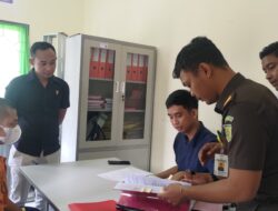 Sat Reskrim Polres Bener Meriah Serahkan Tersangka Kasus Ilegal Logging ke Kejaksaan Negeri Bener Meriah