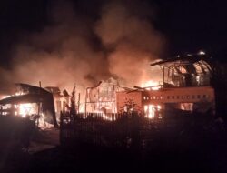 Satu Unit Rumah Habis di Lalap Api di Kampung Datu Beru Kecamatan Timang Gajah.