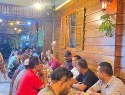 Calon Wakil Gubernur Aceh Dek Fad Ke Bireuen Bertemu Tgk Darwis Jeunieb dan Sejumlah Tokoh.