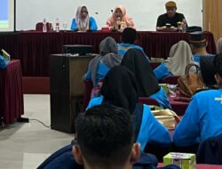 Sekretaris Dinas Pariwisata Pemuda Dan Olah Raga Kabupaten Merangin. ( Evil Suzanna, SE. MM, Resmi Tutup Acara Kegiatan Fasilitas Pengembangan Kompetensi SDM ekonomi Kreatif Tahun 2024.