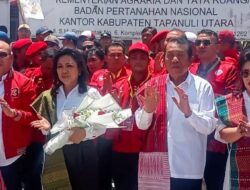 Sederet Karir mentereng Satika Simamora SE MM dan Sarlandy Hutabarat SH yang kini kembali di inginkan berbagai komponen masyarakat untuk Maju sebagai calon Bupati dan wakil bupati Kab.TAPANULI UTARA
