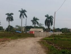 Akses Jalan Warga Di Bangunan Ruko, Warga Mengeluh, Pemdes : Tidak Tahu, Belum Ada Tembusan Perijinan