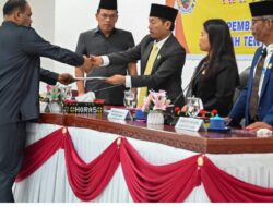 Enam Fraksi DPRD Humbahas Sampaikan Pandangan Umum Terhadap RAPBD T.A. 2025