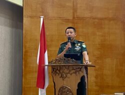 Dandim 0106/Ateng Berikan Wawasan Kebangsaan Saat Sosialisasi Pemantapan Gerakan Nasional Revolusi Mental (Gnrm) Tahun 2024.