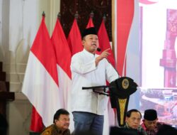 Serahkan 1.334 Sertipikat se-Banten, Menteri Nusron Komitmen Tingkatkan Sertipikasi Tanah Wakaf dan Rumah Ibadah.