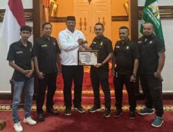 SAPA Berikan Penghargaan kepada Pj Gubernur Aceh Safrizal atas Transparansi Publikasi Rumah Bantuan Tahun 2025