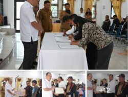 Bupati Humbahas Serahkan Hibah Keagamaan Dan Alsintan.