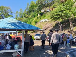 Hadir Berikan Rasa Aman Jelang Nataru, Polisi Di Aceh Tengah Patroli Dan Pengaturan Di Lokasi Wisata