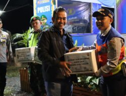 Kapolres Aceh Tengah Dan Forkopimda Cek Pos Pam Ops Lilin Seulawah 2024 Disertai Pemberian Bingkisan