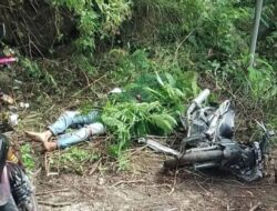 Dua Orang Mahasiswa Jatu Kejurang 1 Meninggal Dunia Ditempat ,1 lagi Kritis di RSUD Dolok sanggul.