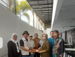 Penyerahan SK DPC PJS Kota Langsa yang diserahkan Oleh Ketua DPD Provinsi Aceh.