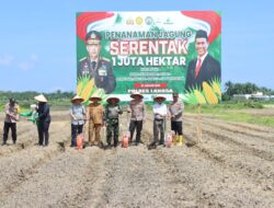 Kapolres Langsa Pimpin Penanaman Jagung Serentak di Desa Merahdeh