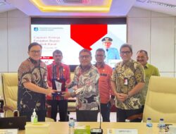 Pj Bupati Tapanuli Utara Dr. Dimposma Sihombing, S.Sos, M.A.P memaparkan kinerja Triwulan III di depan Evaluator Insepktorat Jenderal Kemendagri RI. 
