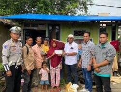 Jumat Berkah PT Mandala Financial Tbk ,Idi Rayeuk, Bagikan Paket Sembako Kepada Warga Kurang Mampu.