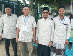 Mengajak umat Islam untuk selalu Terus bersyukur Kepada Allah atas Segala nikmat yang Telah diberikan.bu