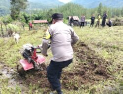 Mewujudkan Pemanfaatan lahan Produktif, kapolsek Linge dan jajaran Lakukan Sosialisasi serta menggarap lahan yang tidak terpakai menjadi lahan Produktif bersama Masyarakat