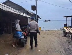 Sat Pol Airud Polres Lhokseumawe Patroli di Pantai Pusong Baru, Imbau Jaga Kebersihan